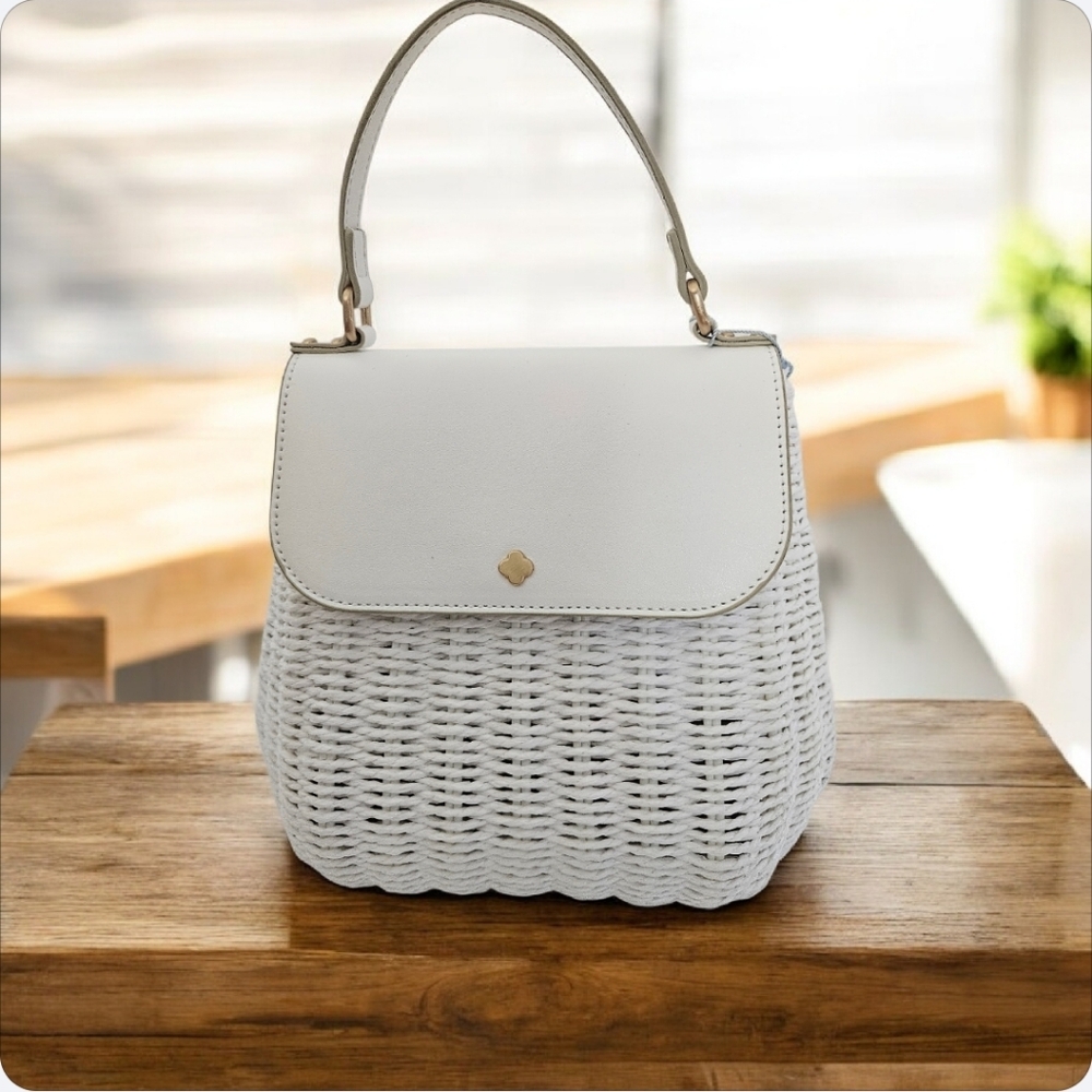 ANTONIO MELANI White Woven Shoulder Bag